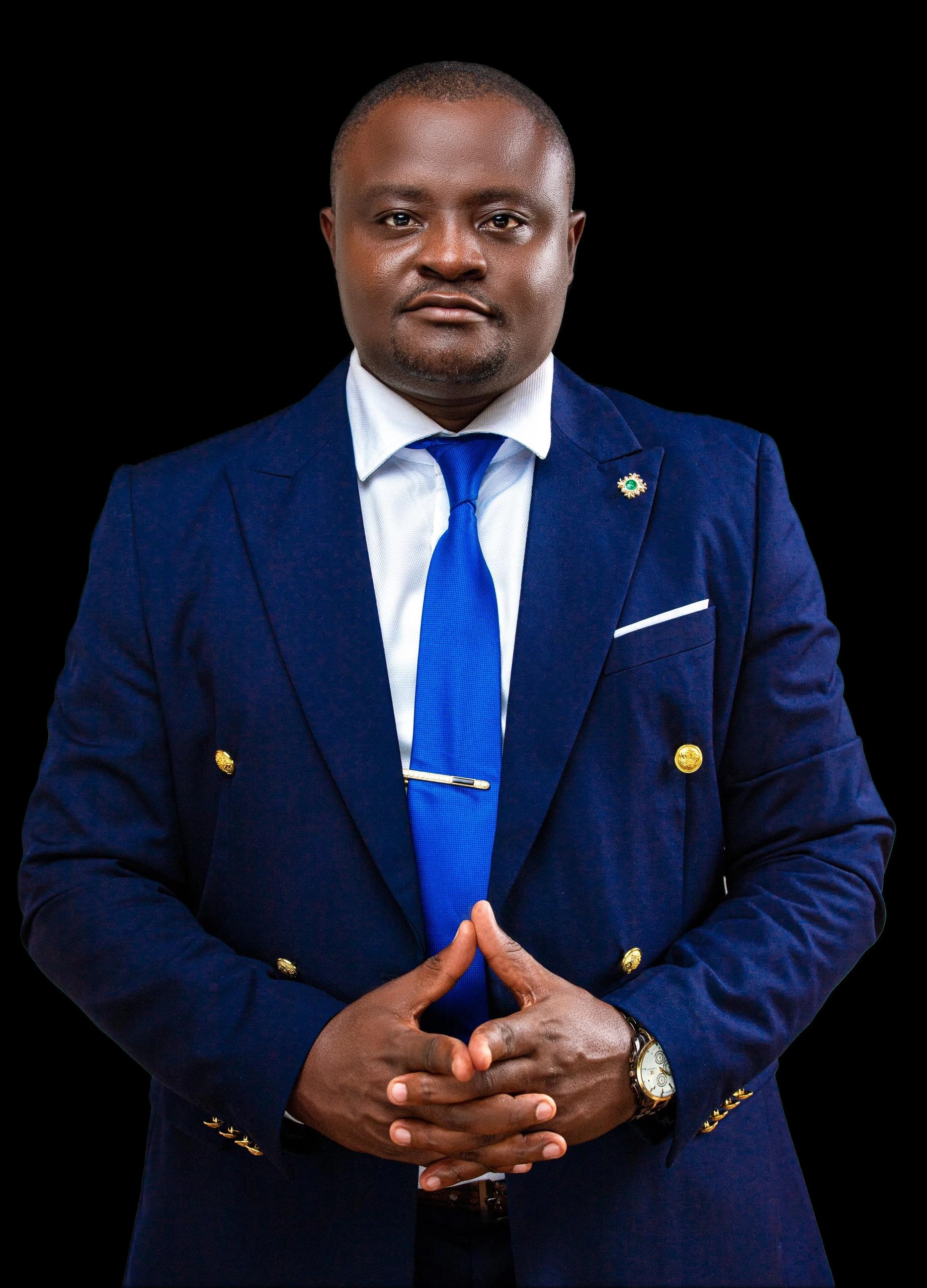 Portrait de KOSSO EBENGA Stéphane, cadre du Ministère de la Communication